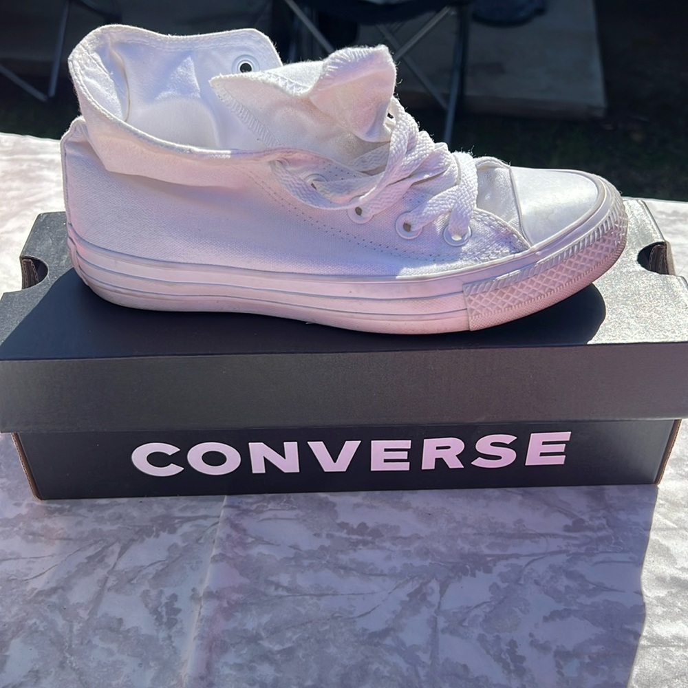 Converse men’s size 4|Women’s 6